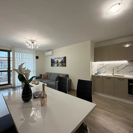 Apartamento Sea View 2 Bedroom - B-29-sarafovo *